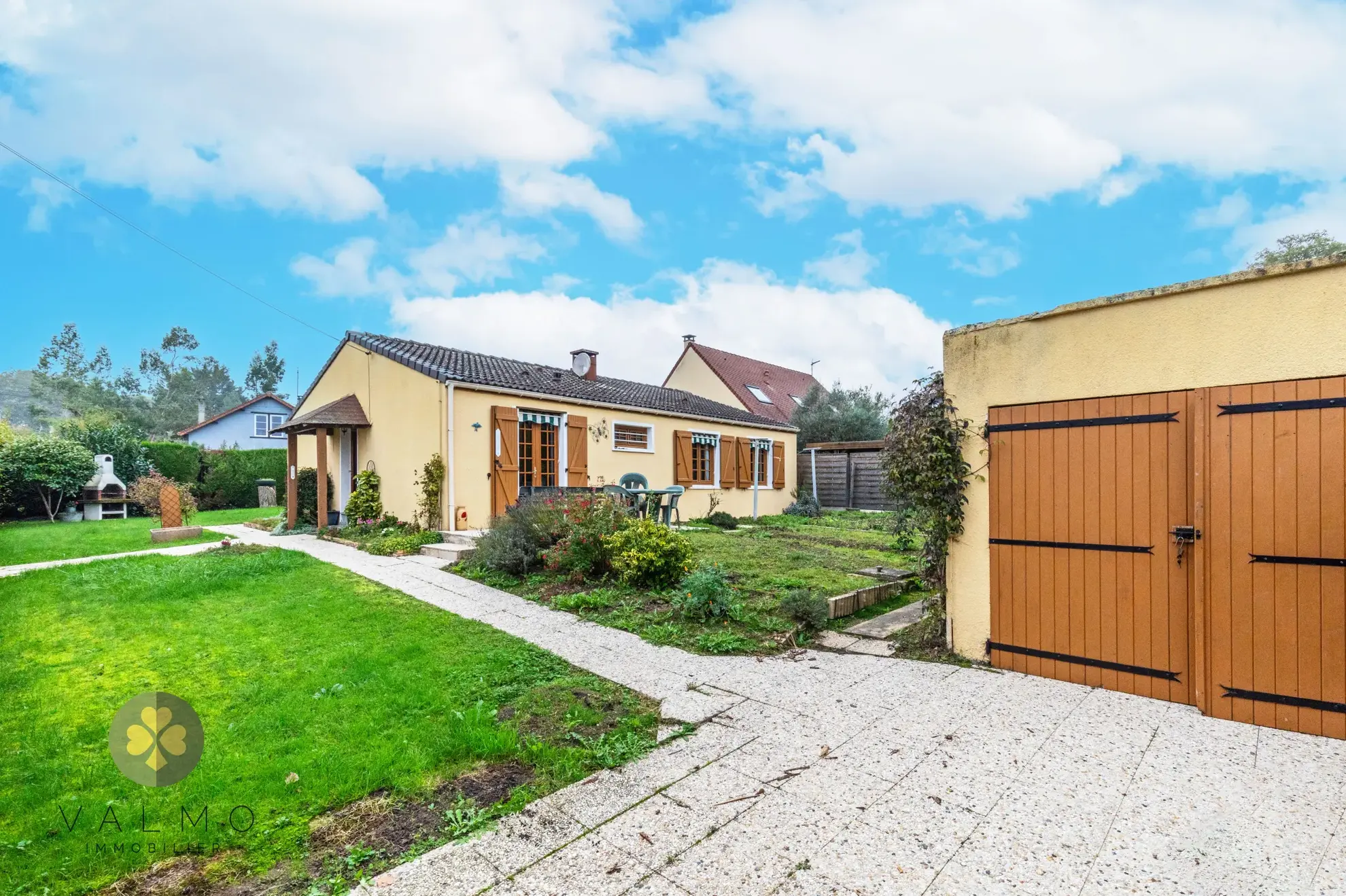 Maison de plain-pied à Orgerus (78) - 3 chambres, jardin clos et proche gare 