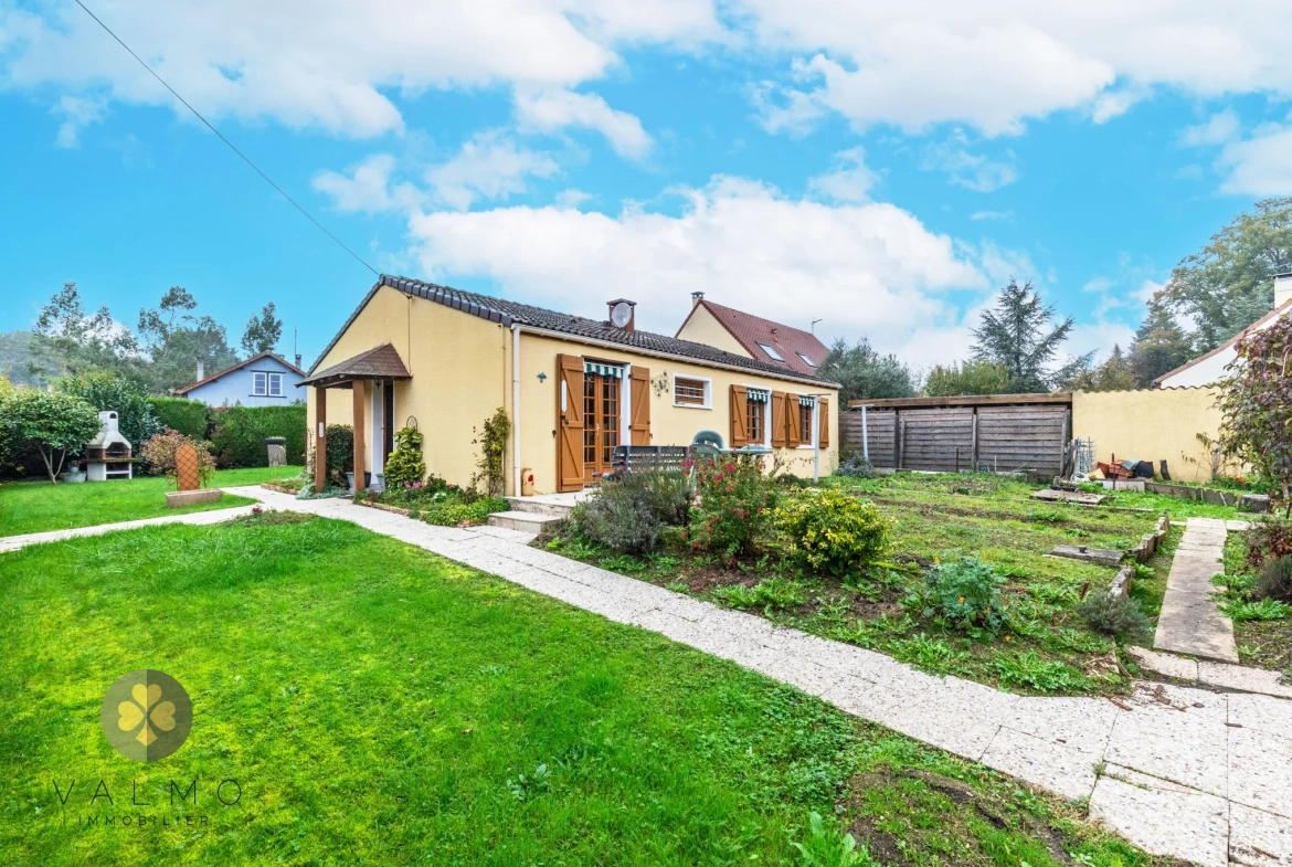 Maison de plain-pied à Orgerus (78) - 3 chambres, jardin clos et proche gare 