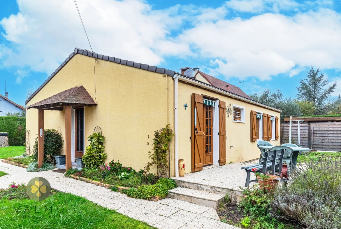 Maison de plain-pied à Orgerus (78) - 3 chambres, jardin clos et proche gare 