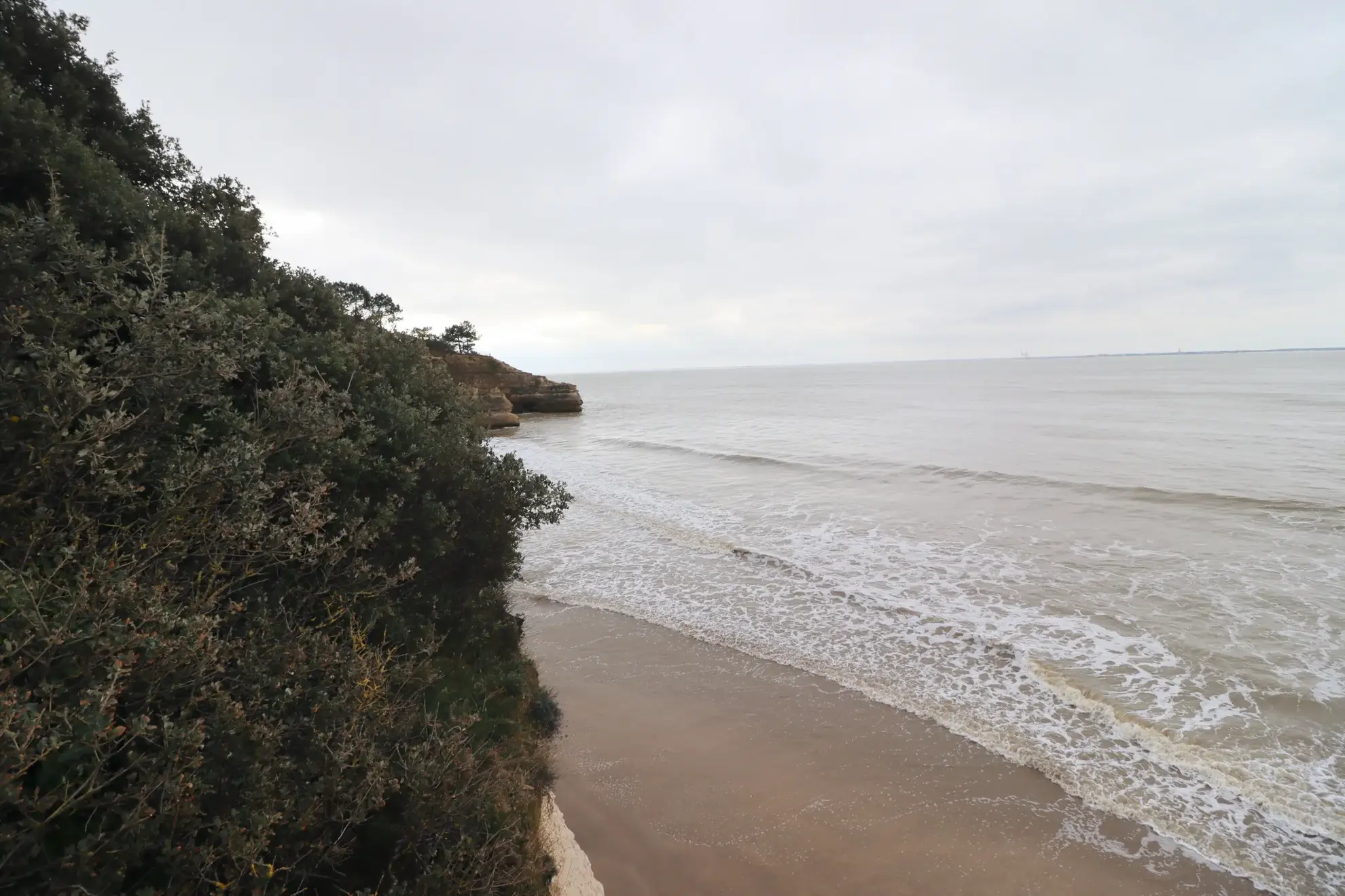 Maison proche plage à Meschers-sur-Gironde avec jardin et terrasse 
