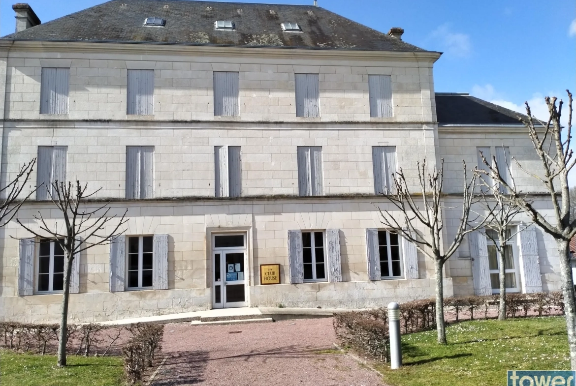 Charmante maison T3 de 72,11 m² à Saujon, proche Saintes et Royan 