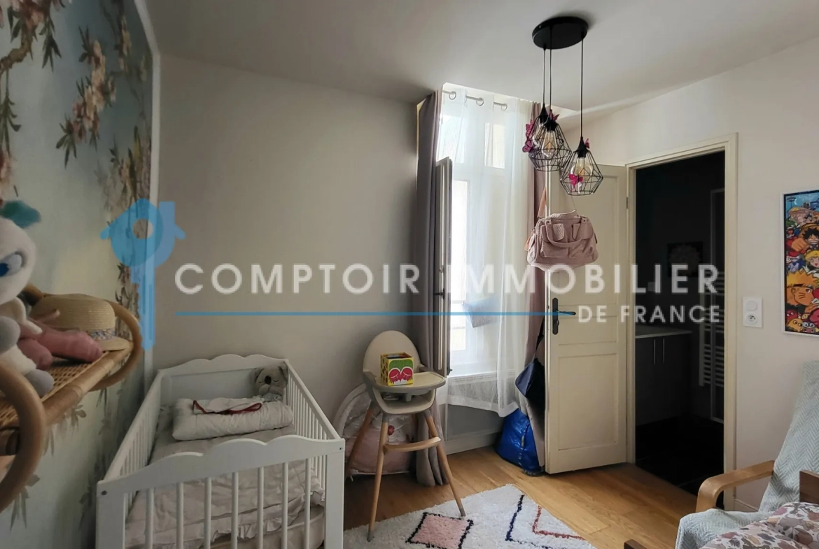 Appartement duplex de 60 m² à Nîmes dans le quartier Écusson avec locataire en place 