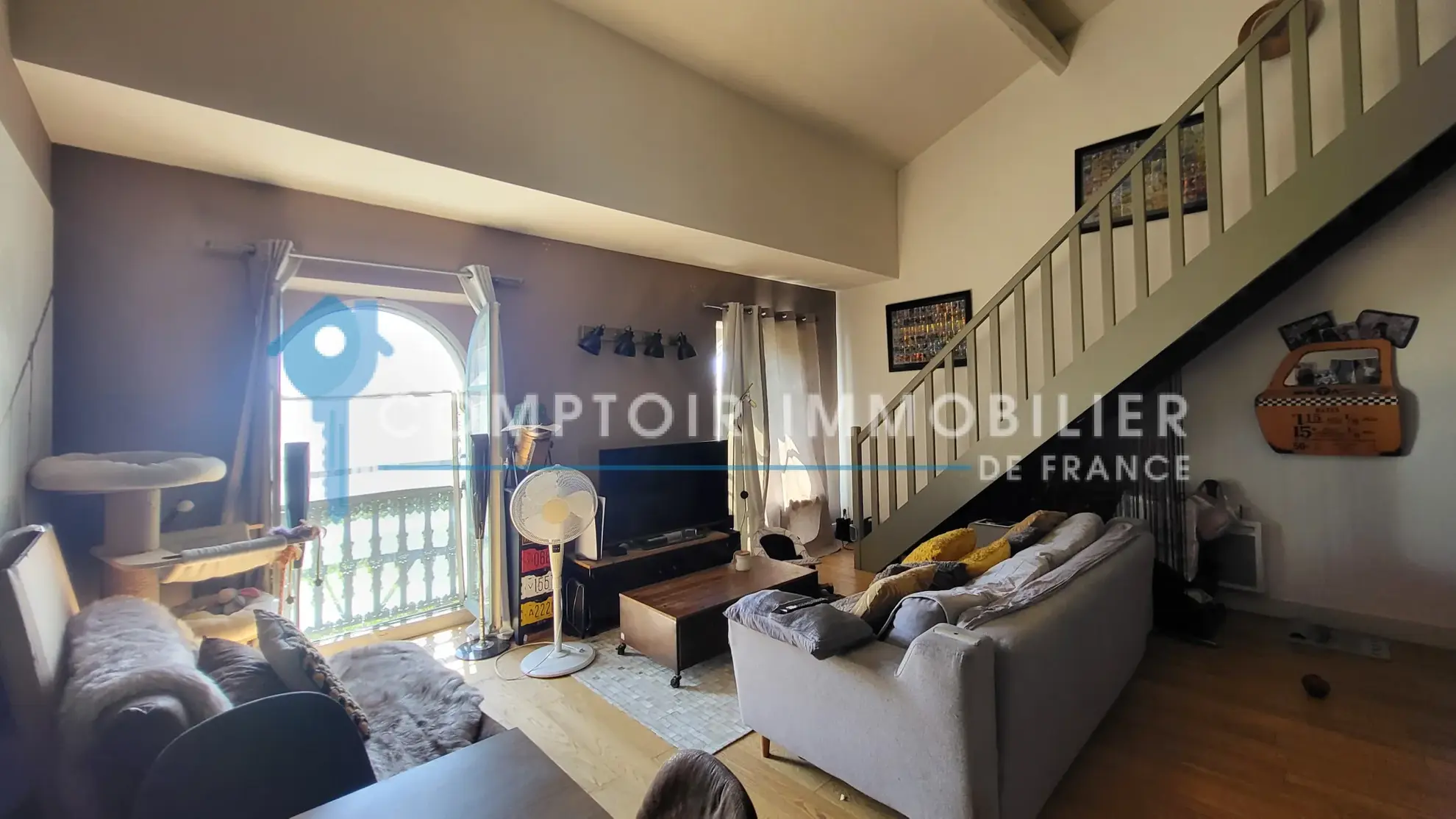 Appartement duplex de 60 m² à Nîmes dans le quartier Écusson avec locataire en place 