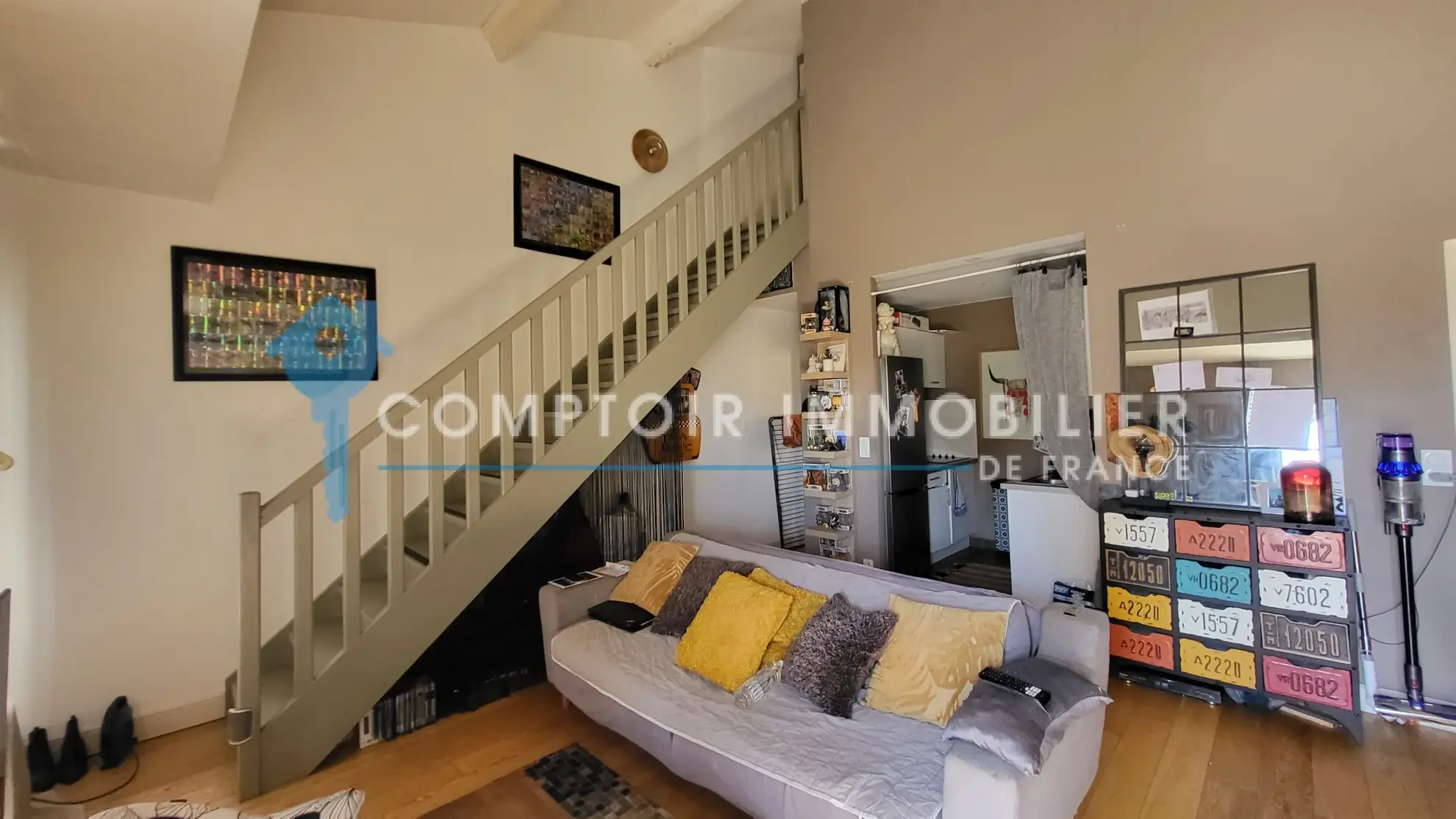 Appartement duplex de 60 m² à Nîmes dans le quartier Écusson avec locataire en place 