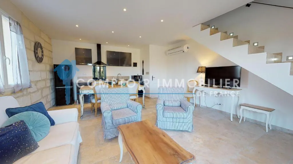 Appartement de luxe à Boulbon (13150) - Vue dégagée et terrasse 