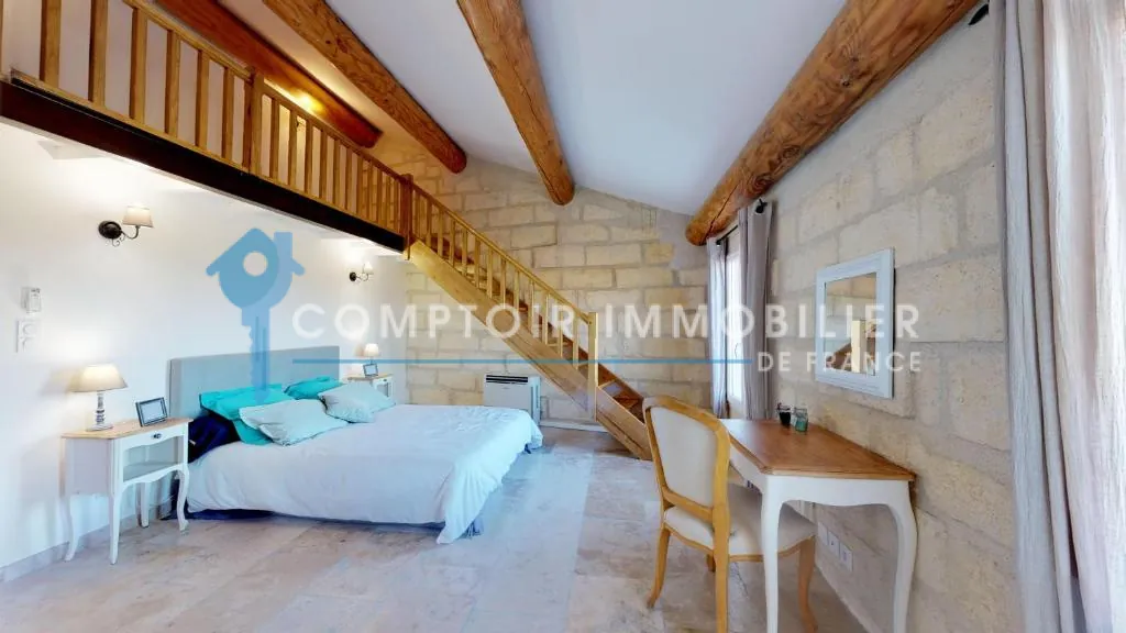Appartement de luxe à Boulbon (13150) - Vue dégagée et terrasse 