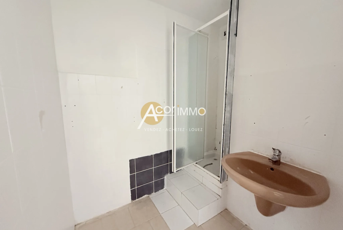 Charmant appartement T2 avec jardin privé à Sanary-La Baou à proximité du centre-ville 