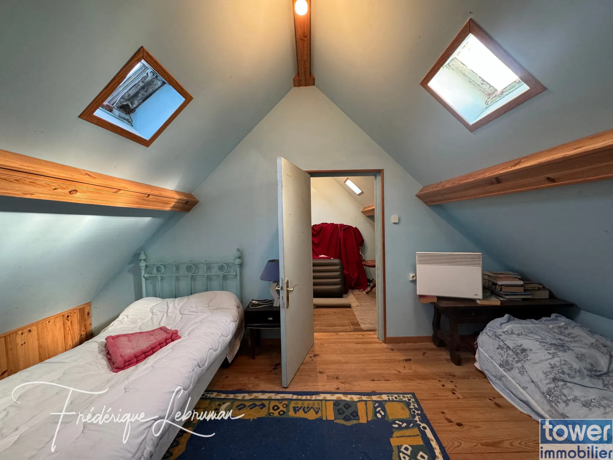 Villa 90 m² à Saint-Martin-de-Varreville proche plage à rénover 