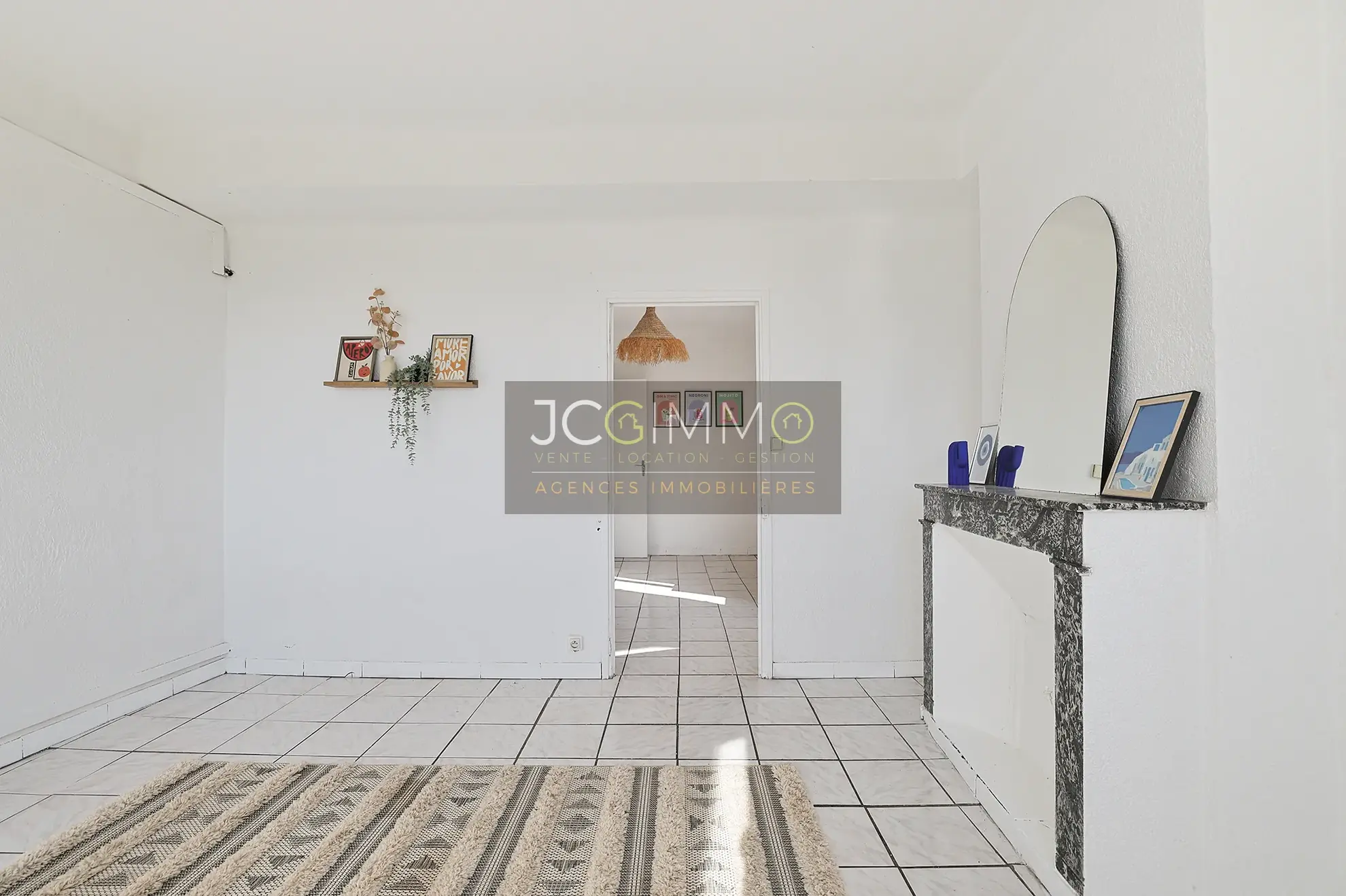 Appartement T2 de 31 m² avec vue imprenable à Pierrefeu-du-Var 