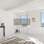 Appartement T2 de 31 m² avec vue imprenable à Pierrefeu-du-Var