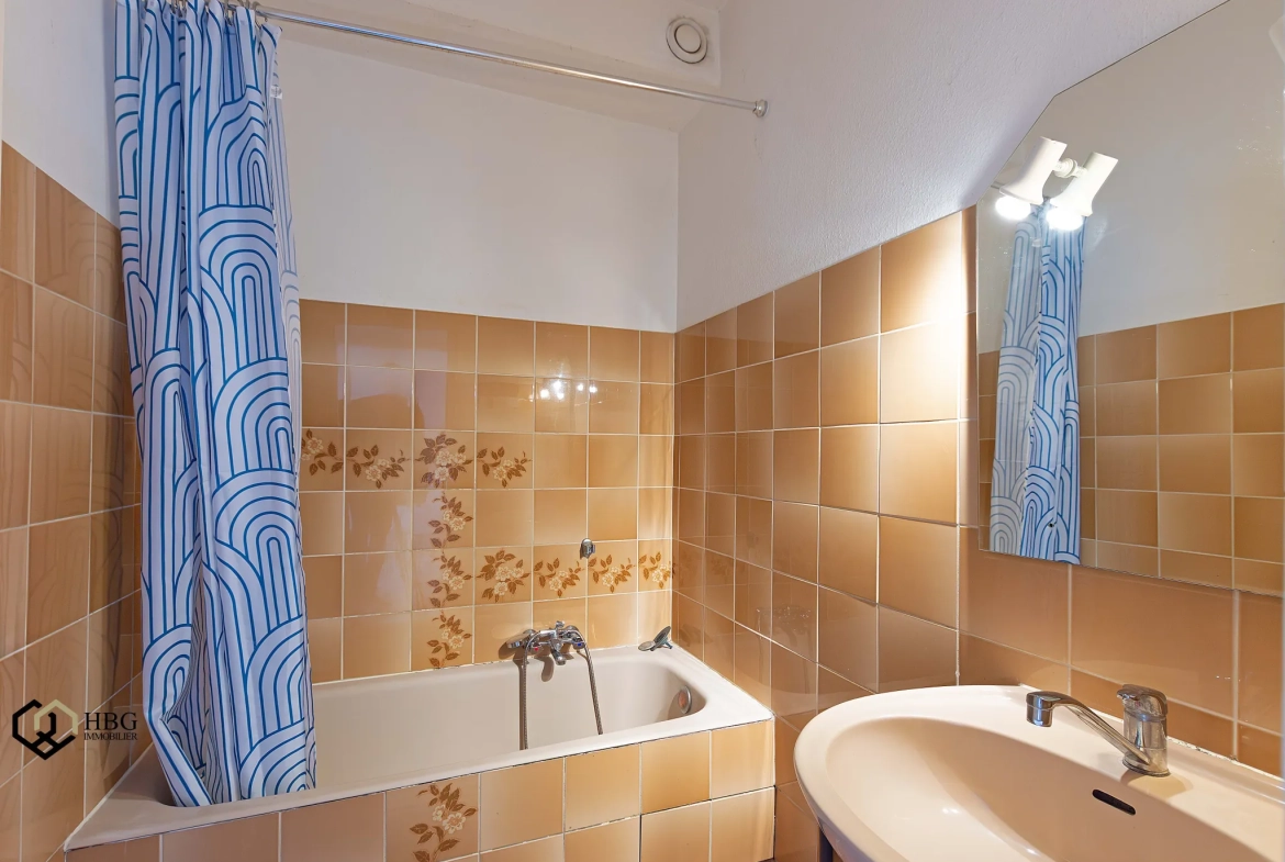 Appartement 2 pièces avec terrasse à Strasbourg Montagne Verte – Lumineux et pratique 