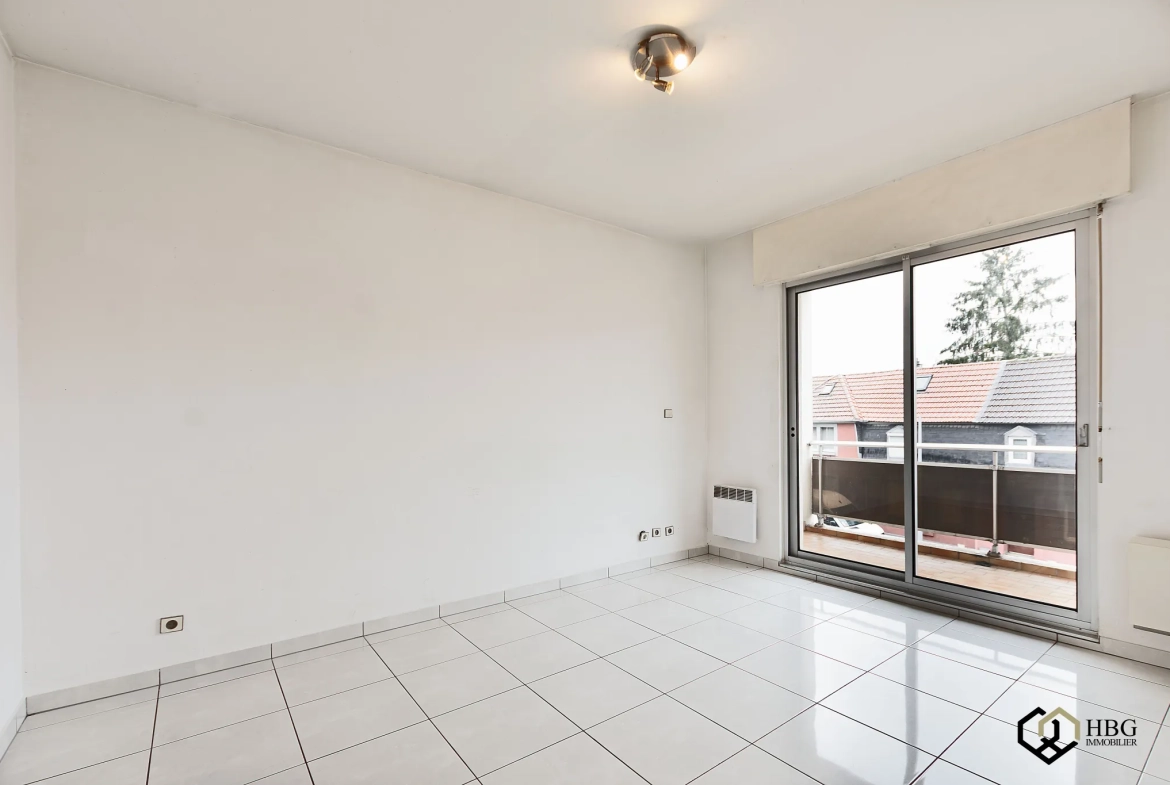Appartement 2 pièces avec terrasse à Strasbourg Montagne Verte – Lumineux et pratique 