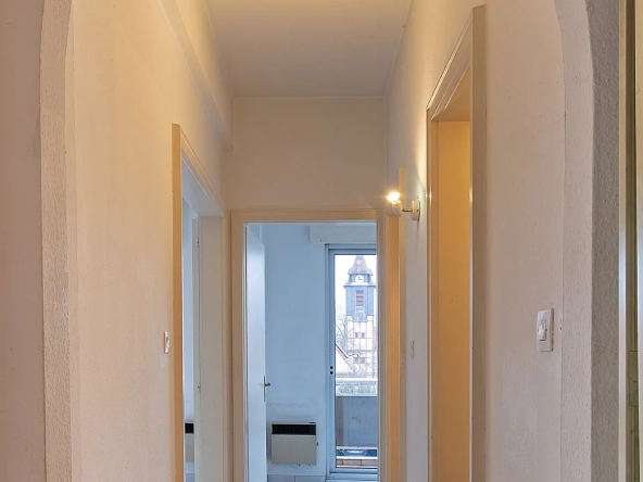 Appartement 2 pièces avec terrasse à Strasbourg Montagne Verte – Lumineux et pratique 