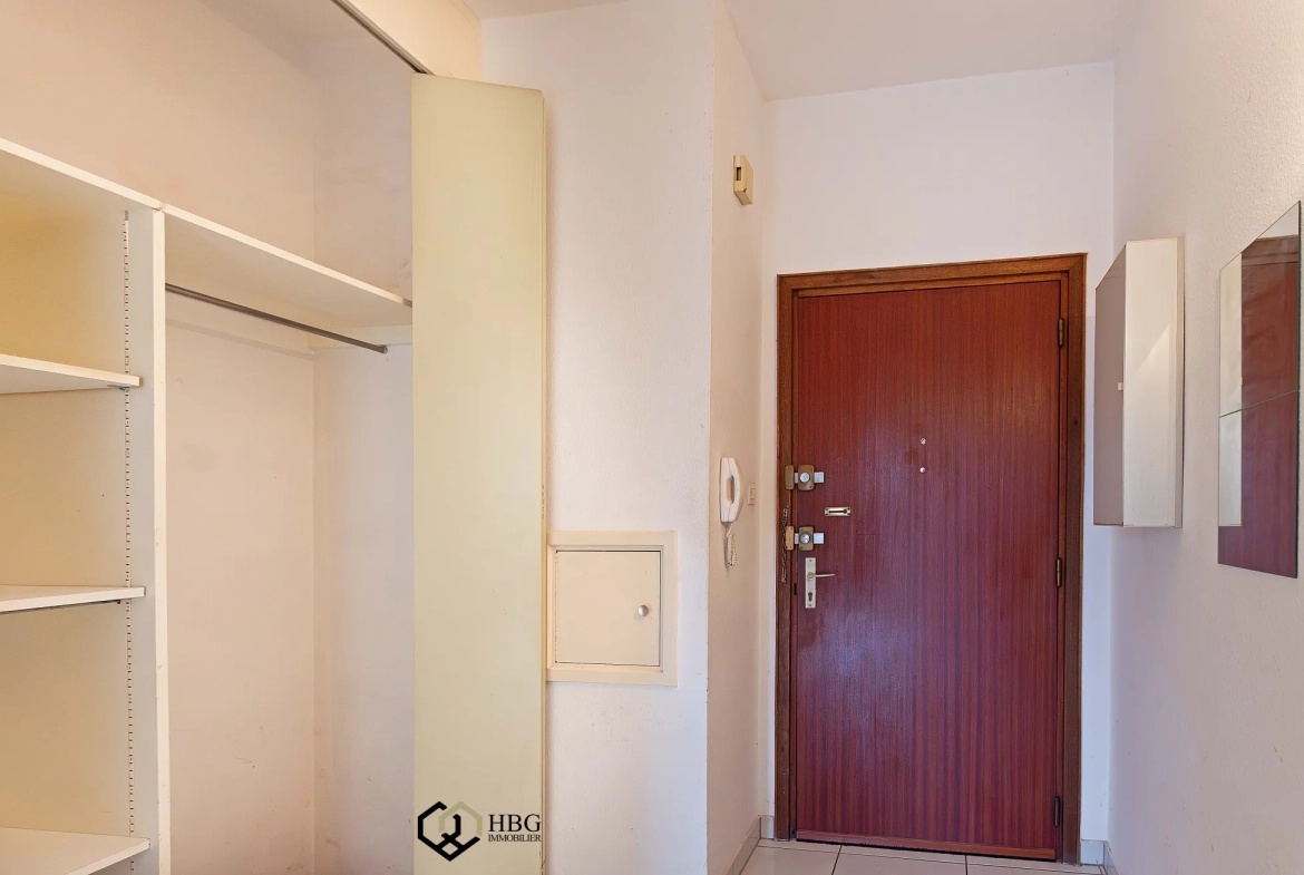 Appartement 2 pièces avec terrasse à Strasbourg Montagne Verte – Lumineux et pratique 
