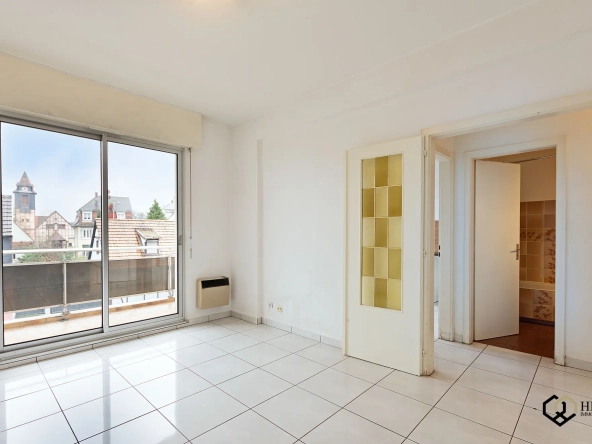 Appartement 2 pièces avec terrasse à Strasbourg Montagne Verte – Lumineux et pratique