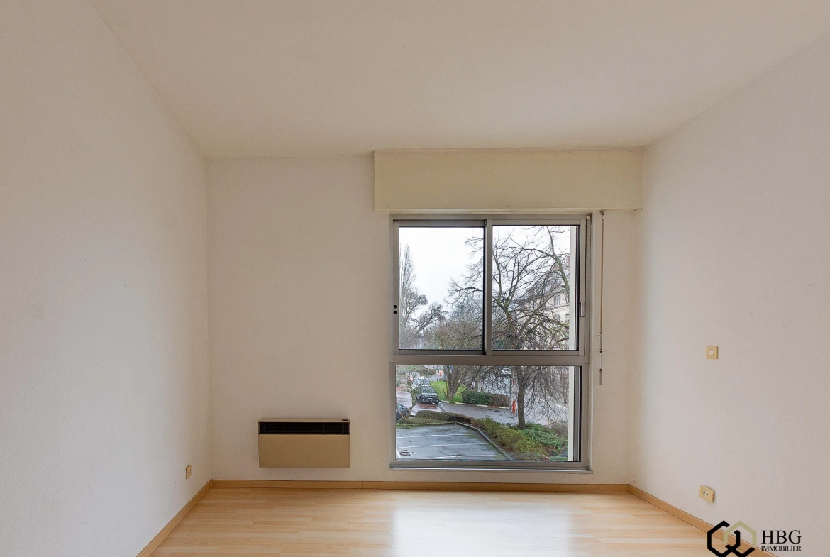 Appartement 2 pièces avec terrasse à Strasbourg Montagne Verte – Lumineux et pratique 