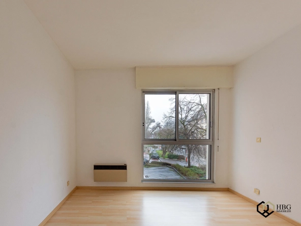 Appartement 2 pièces avec terrasse à Strasbourg Montagne Verte – Lumineux et pratique 