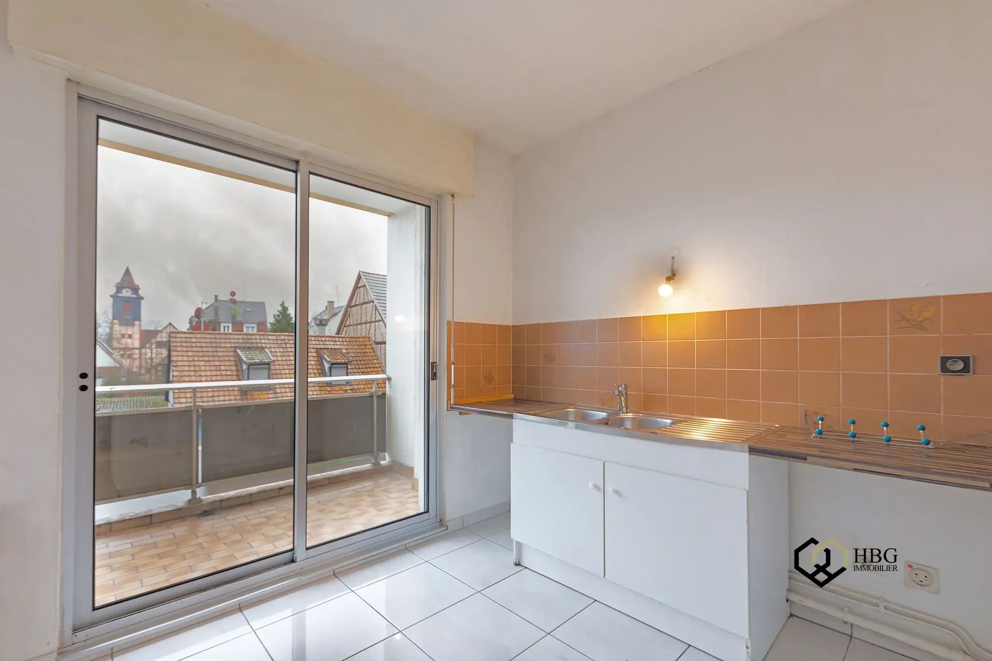 Appartement 2 pièces avec terrasse à Strasbourg Montagne Verte – Lumineux et pratique 