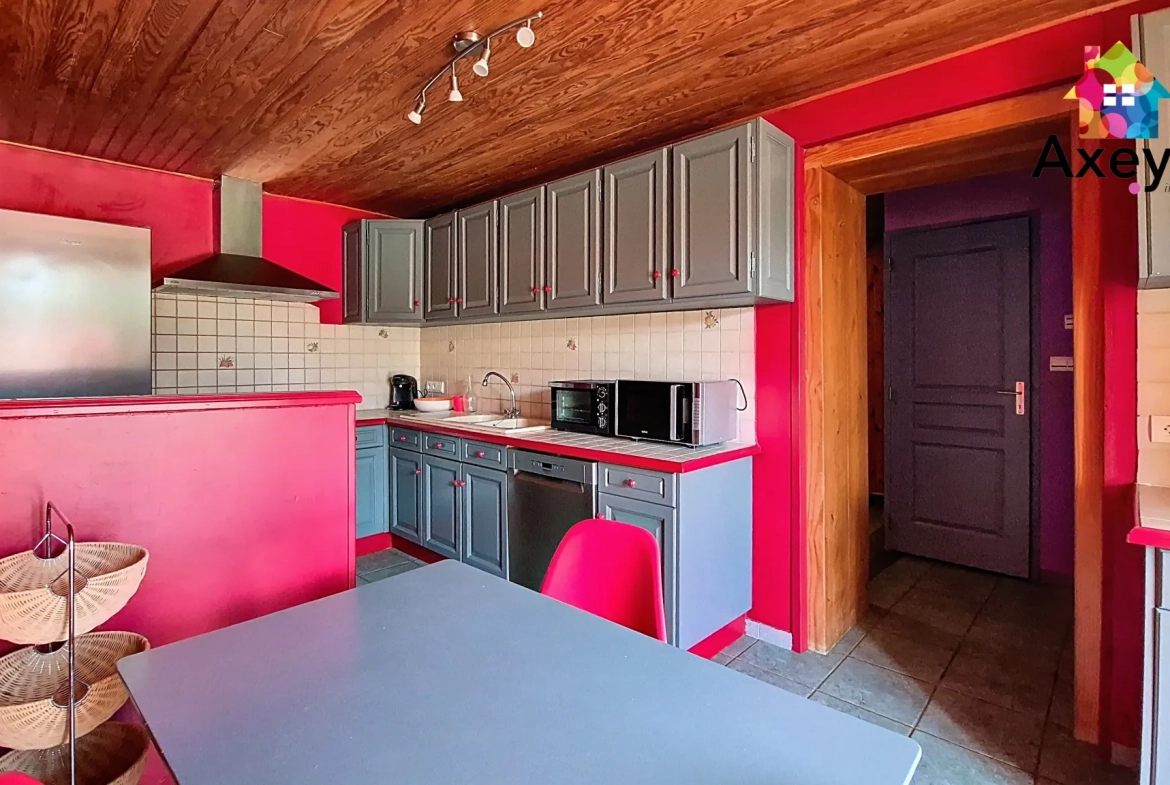Maison 3 chambres avec grand terrain à Matour - Secteur calme et vue agréable 
