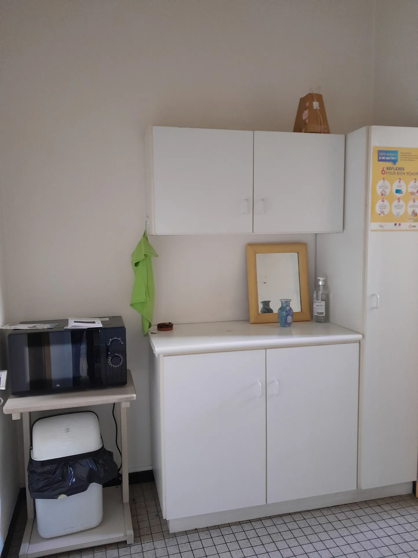 Immeuble professionnel de 101 m² avec jardin à Moissac - Excellent état 