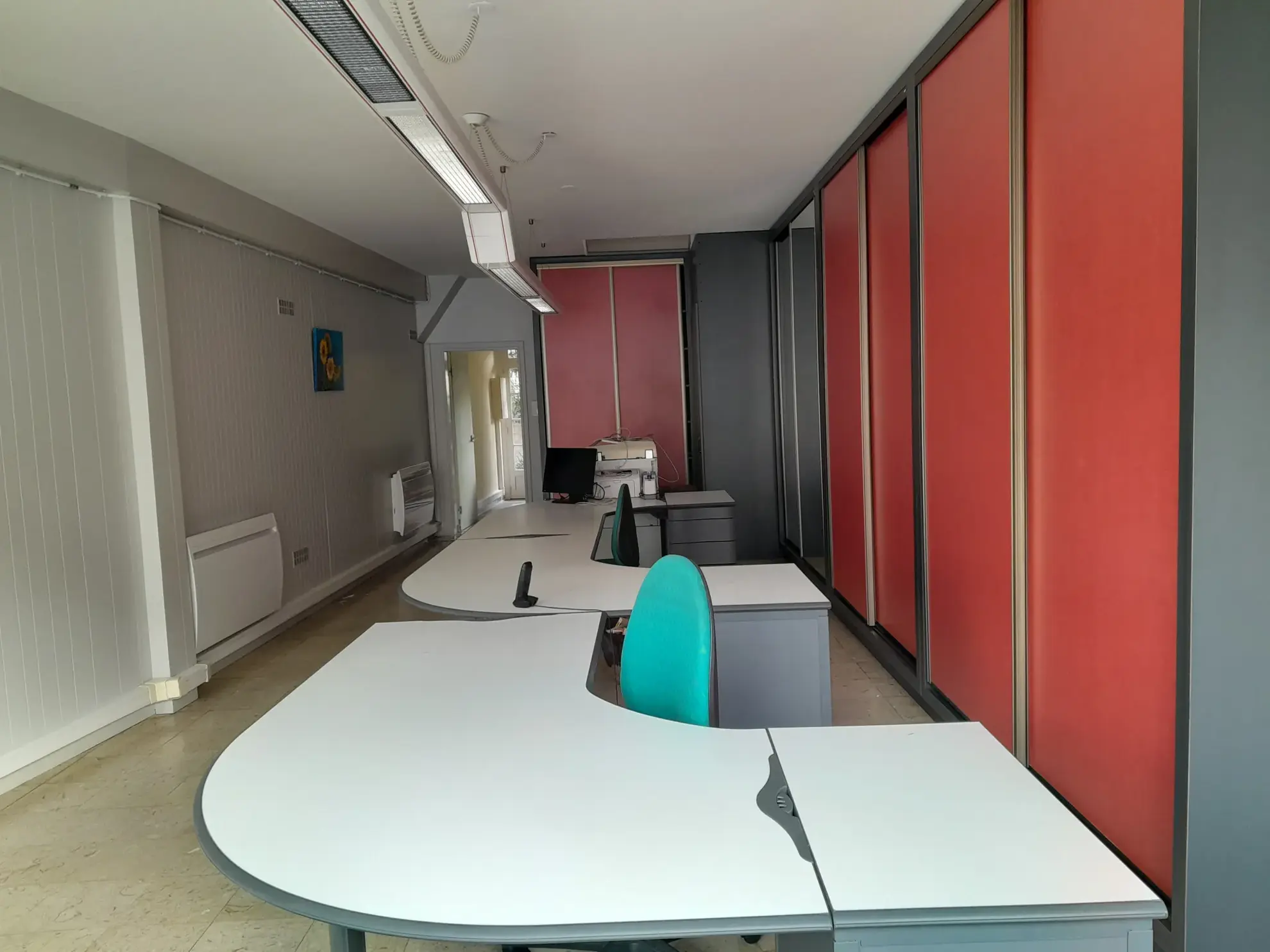 Immeuble professionnel de 101 m² avec jardin à Moissac - Excellent état 