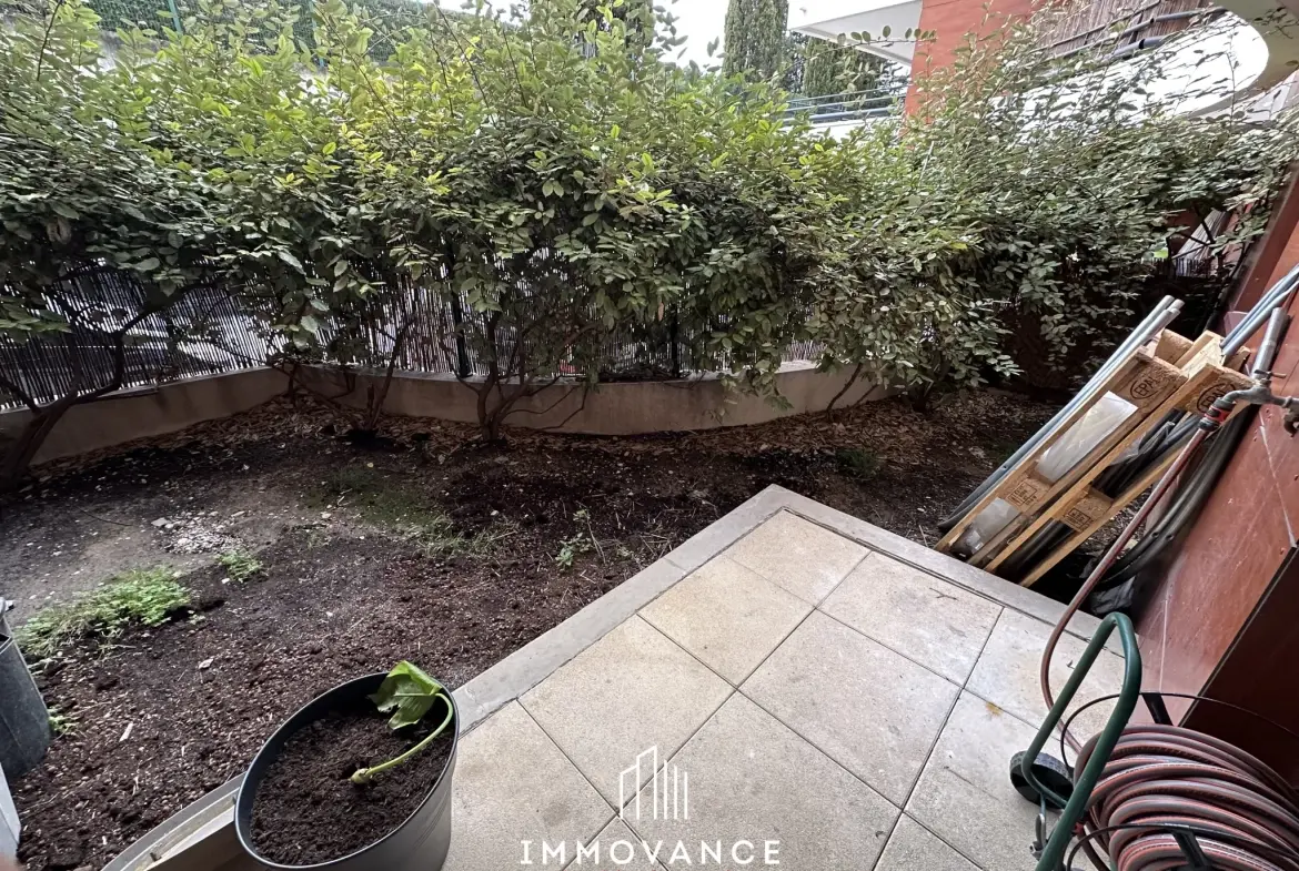 Appartement 3 pièces à Montpellier avec jardins, terrasses et parking privé 