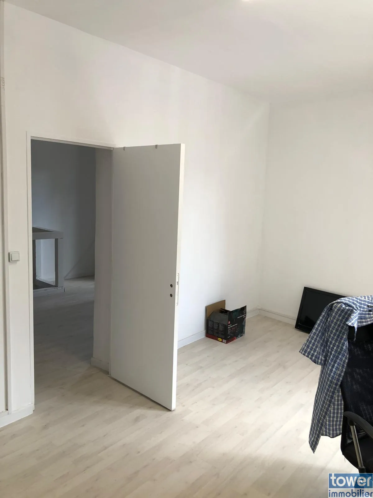 Appartement 2 pièces rénové à Ivry-sur-Seine, proche métro ligne 7 