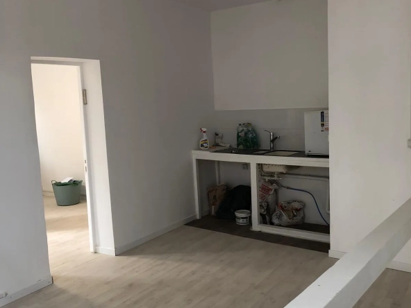Appartement 2 pièces rénové à Ivry-sur-Seine, proche métro ligne 7