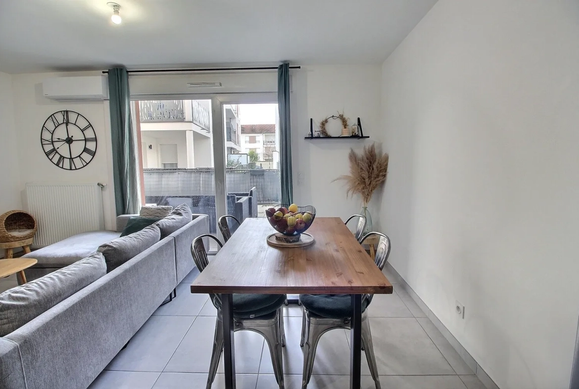 Appartement T3 en Rez-de-Jardin à Saint-Laurent-de-Mure - Centre Bourg 