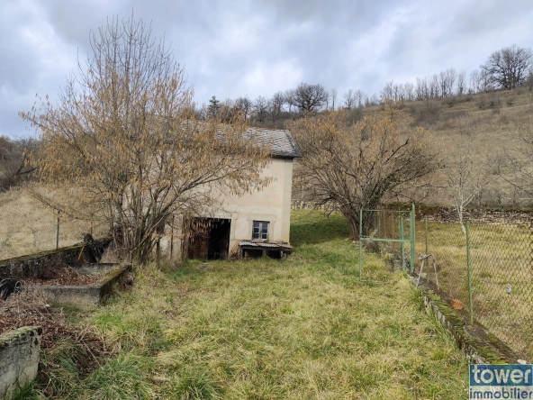 Spacieuse maison familiale de 224 m² à Espalion avec jardin et dépendance 