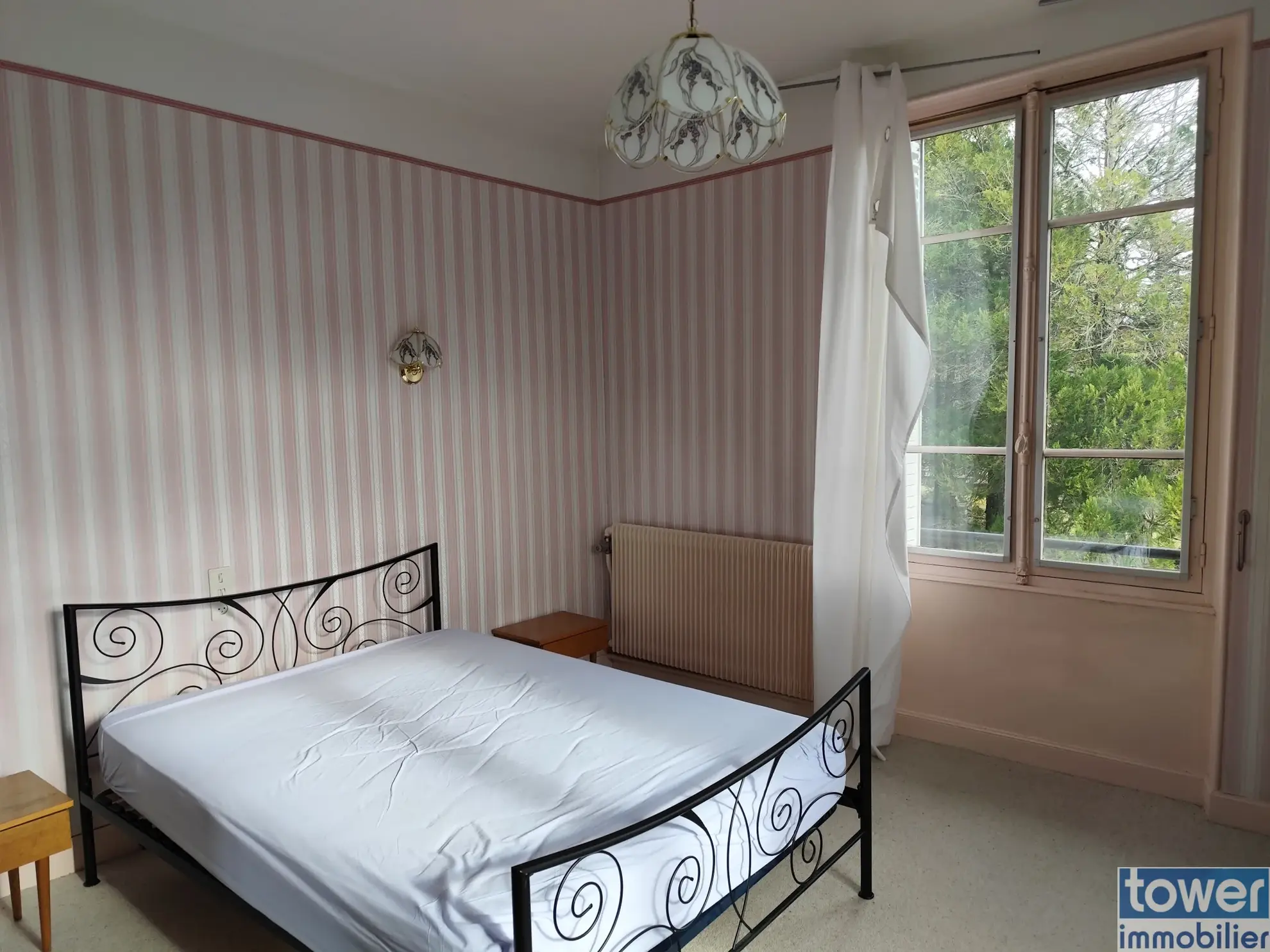 Spacieuse maison familiale de 224 m² à Espalion avec jardin et dépendance 
