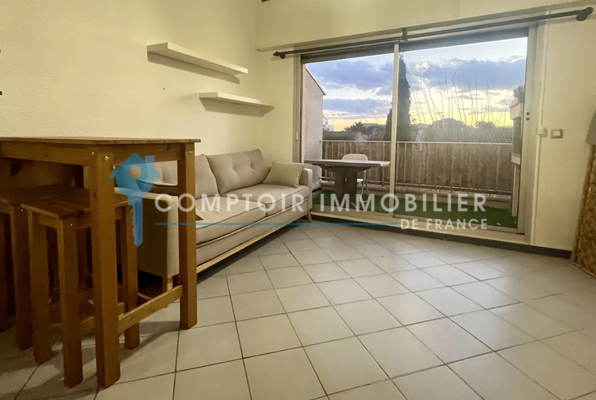 Beau T2 avec terrasse, mezzanine et parking au Grau d'Agde près de la mer 