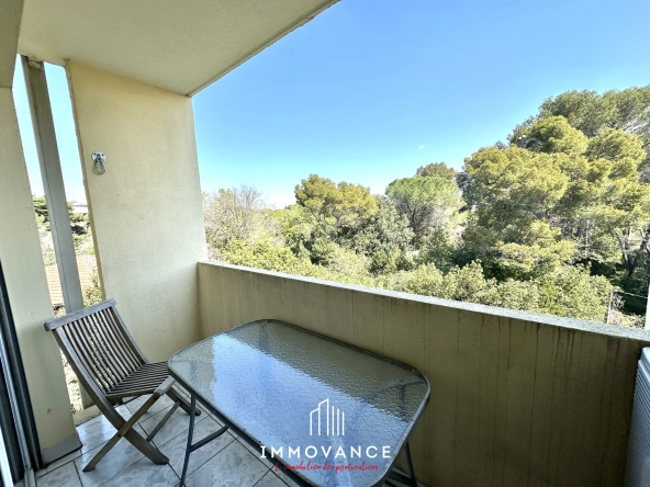Appartement T3 lumineux de 74 m2 avec balcon, garage et vue dégagée à Montpellier