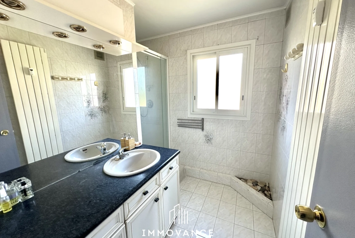 Appartement T3 lumineux de 74 m² avec balcon, garage à Montpellier 