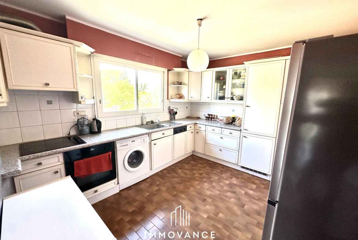 Appartement T3 lumineux de 74 m² avec balcon, garage à Montpellier 