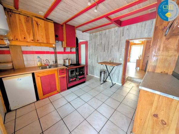 Belle maison en pierre à Guer en Brocéliande avec dépendances et cadre enchanteur 
