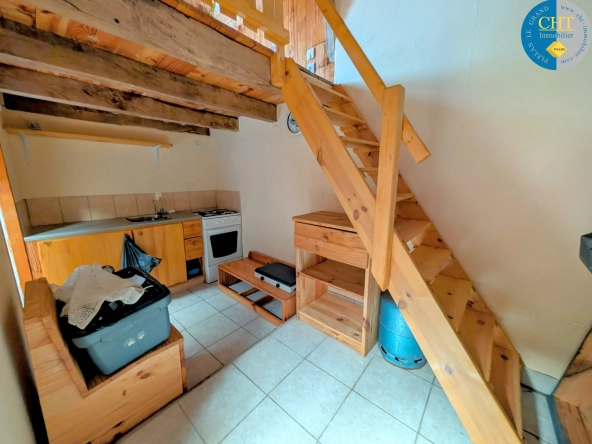 Belle maison en pierre à Guer en Brocéliande avec dépendances et cadre enchanteur 