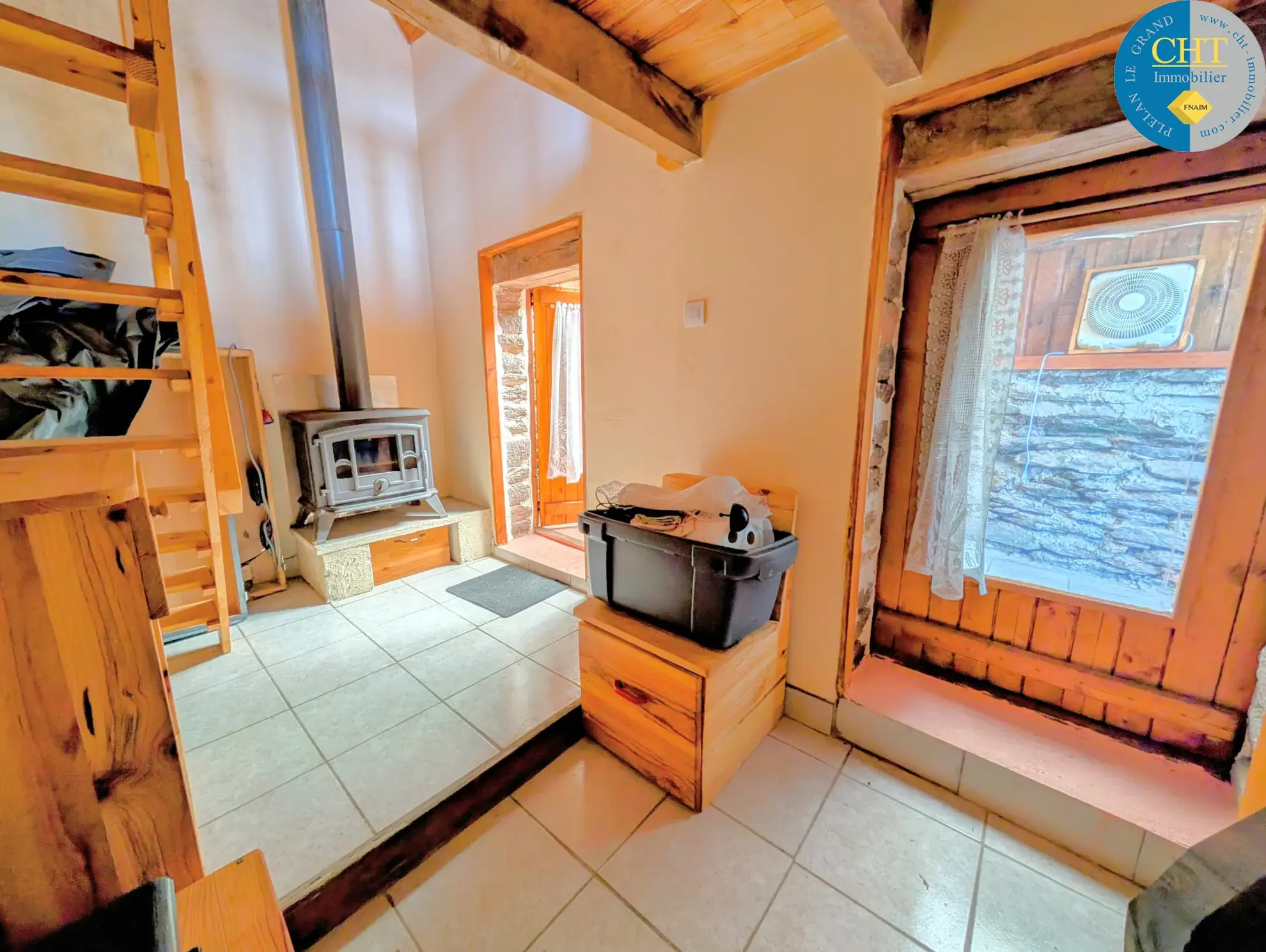 Belle maison en pierre à Guer en Brocéliande avec dépendances et cadre enchanteur 