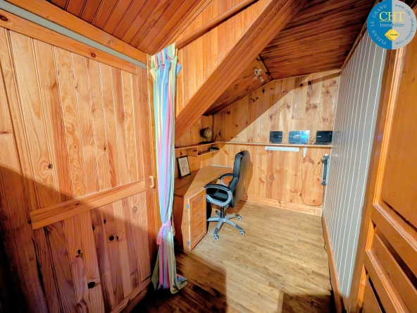 Belle maison en pierre à Guer en Brocéliande avec dépendances et cadre enchanteur 