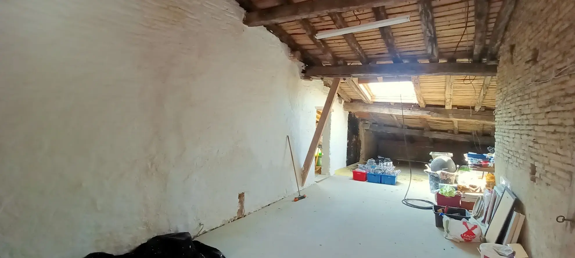 Charmante maison de village à Larrazet de 152 m² avec potentiel d'investissement 