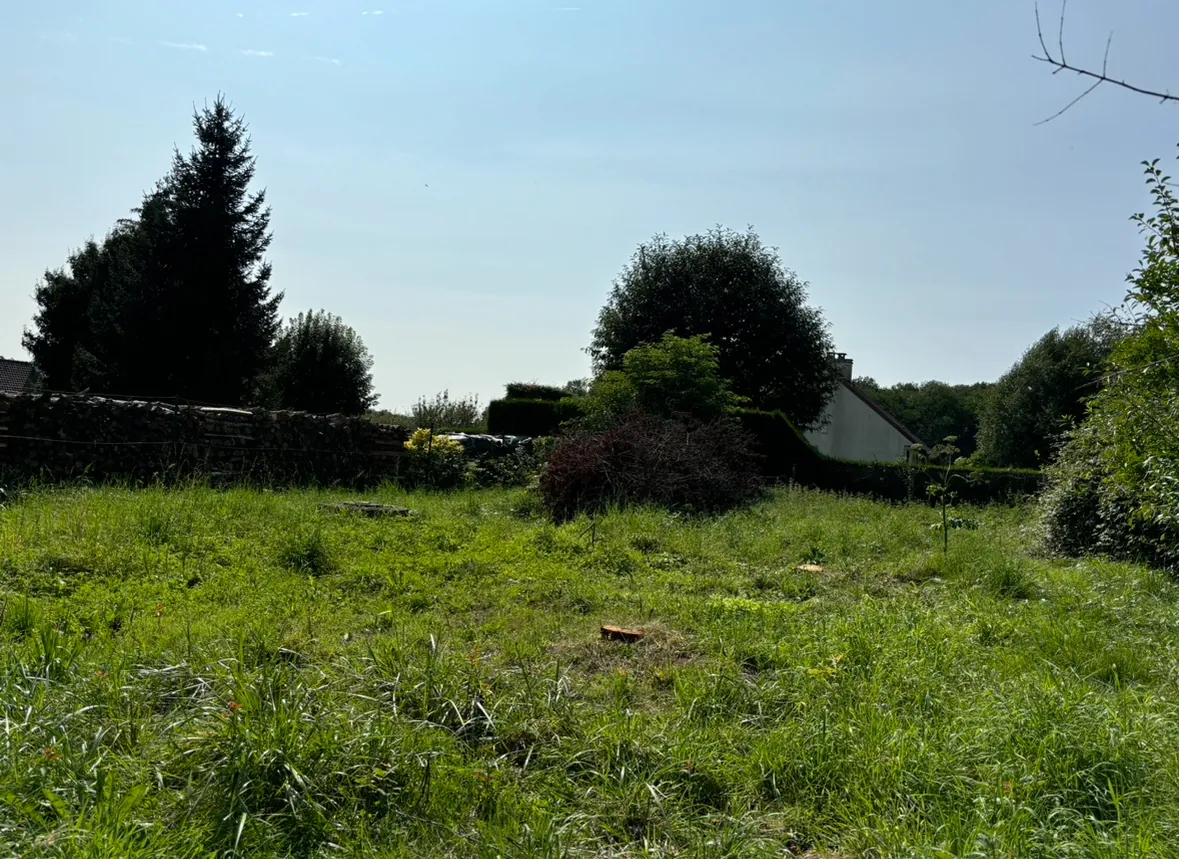 Grande grange à rénover de 200 m² à Rebais, potentiel résidentiel ou locatif 