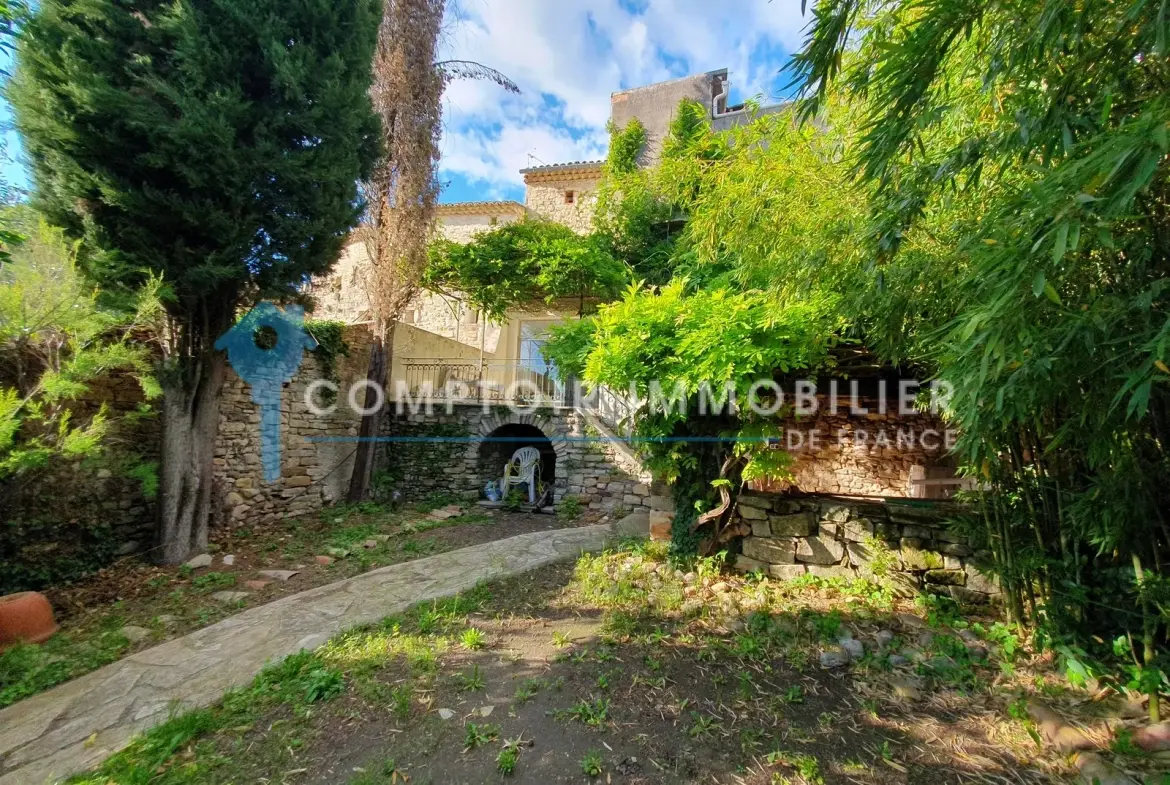 Charmante maison de village avec piscine et grand terrain à Uzès, Alès ou Nîmes 