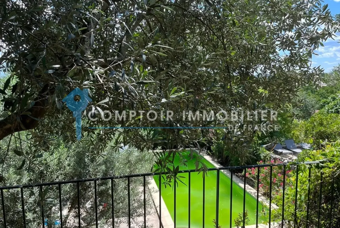 Charmante maison de village avec piscine et grand terrain à Uzès, Alès ou Nîmes 