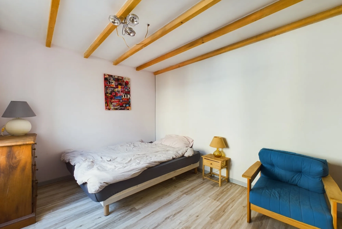 Maison de charme de 120 m² à Saint-Révérien avec garage et jardin 