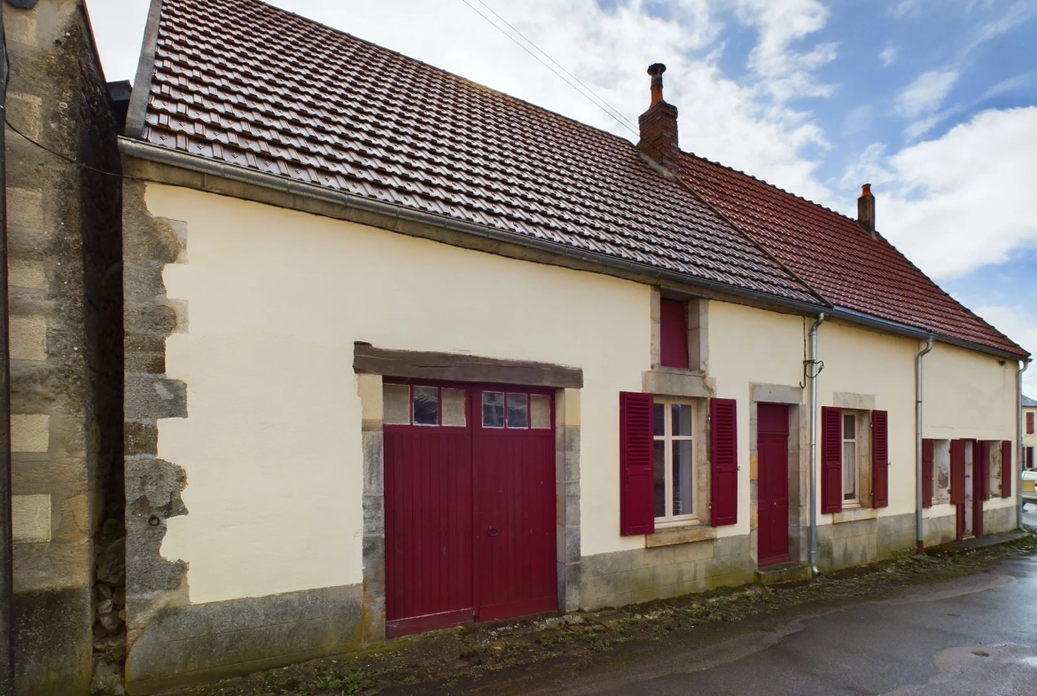 Maison de charme de 120 m² à Saint-Révérien avec garage et jardin 
