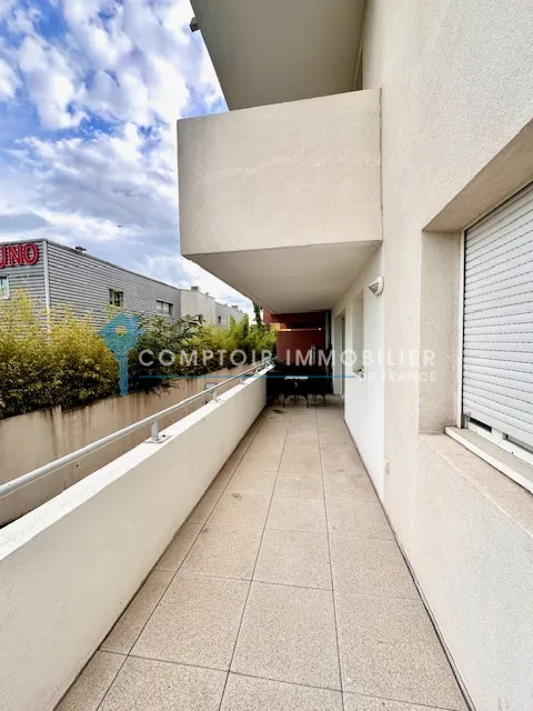 Appartement lumineux avec terrasse à Montpellier Sud proche plages et autoroute 