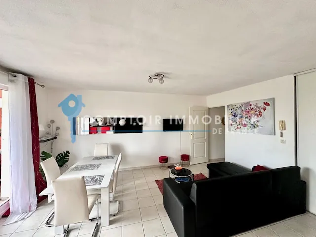 Appartement lumineux avec terrasse à Montpellier Sud proche plages et autoroute 