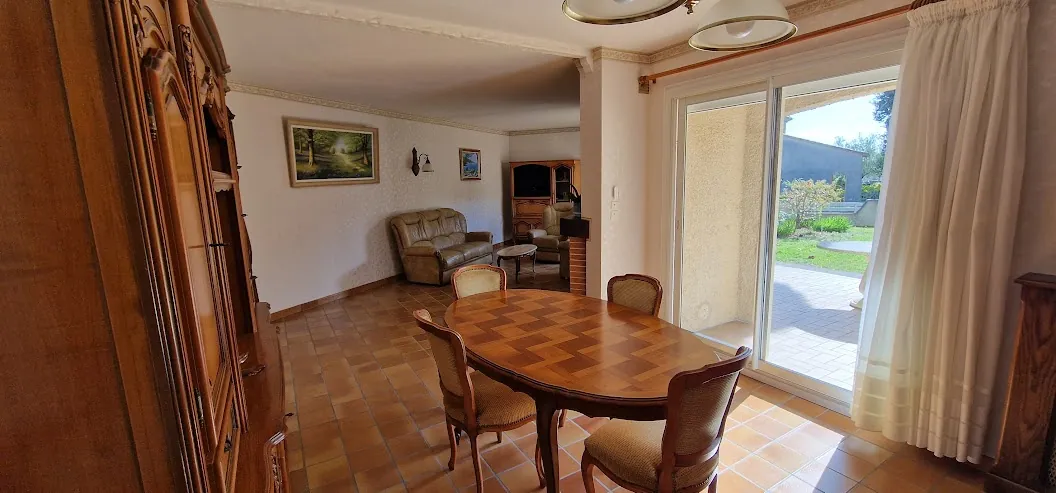 Maison 4 chambres avec jardin et grand garage à Carcassonne - Quartier Grazailles 