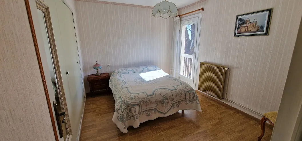 Maison 4 chambres avec jardin et grand garage à Carcassonne - Quartier Grazailles 