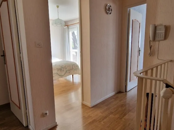 Maison 4 chambres avec jardin et grand garage à Carcassonne - Quartier Grazailles 